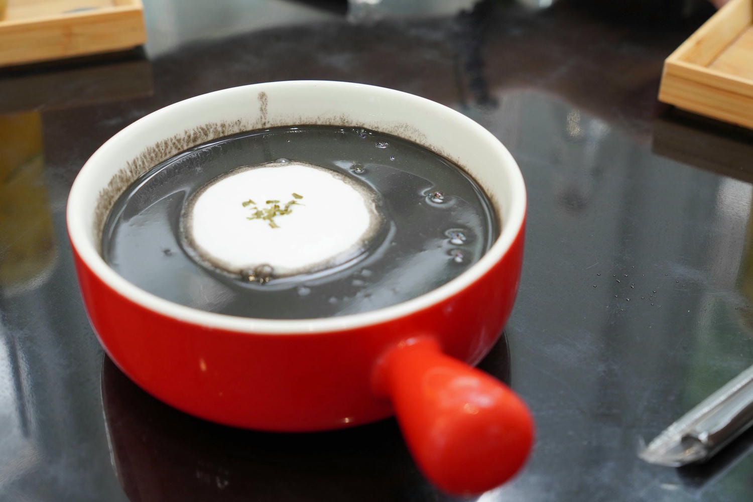 宜蘭|黑RURU CAFE ,有可愛笑笑羊的早午餐、咖啡廳 - 第14張圖