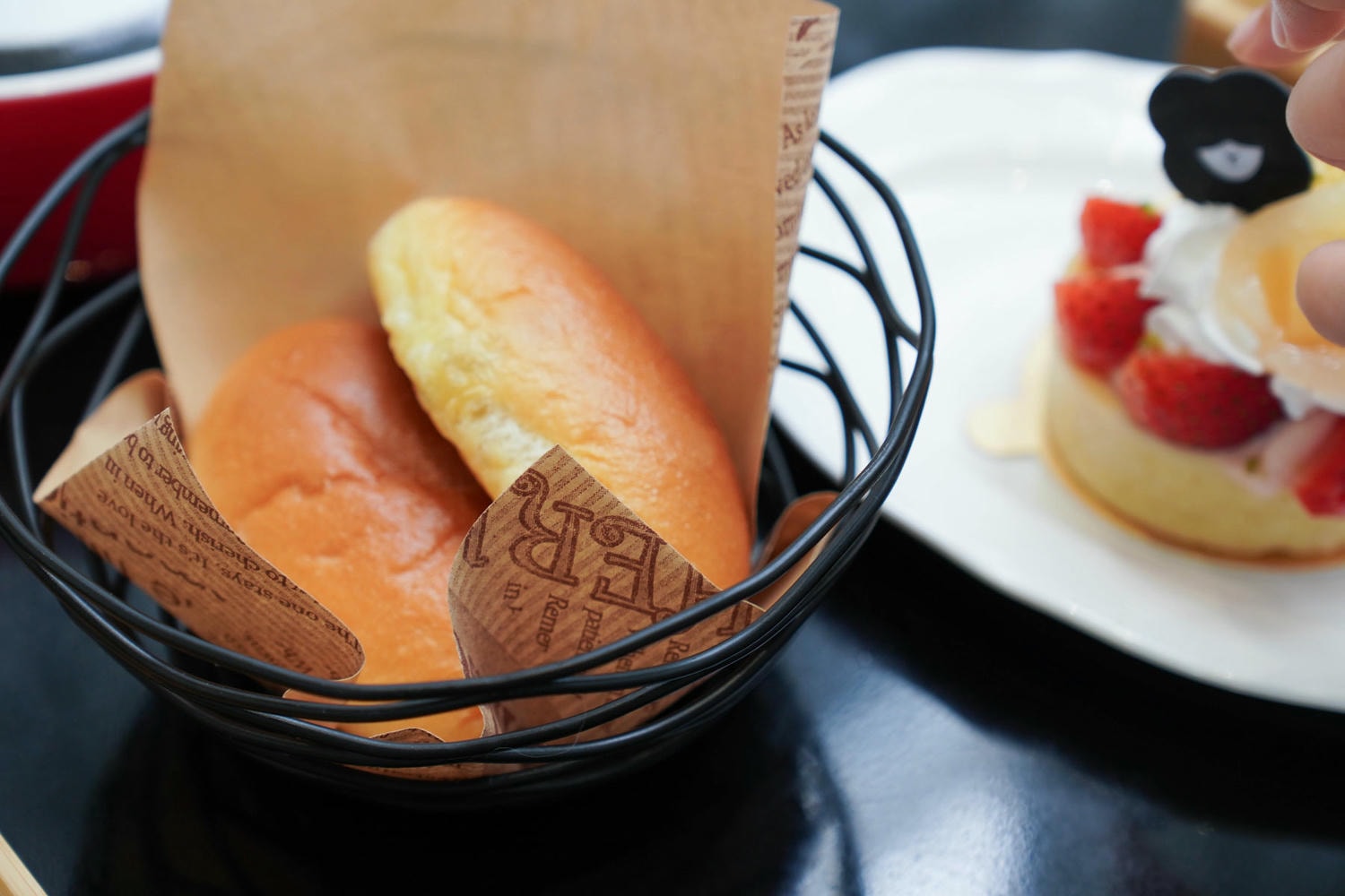 宜蘭|黑RURU CAFE ,有可愛笑笑羊的早午餐、咖啡廳 - 第15張圖