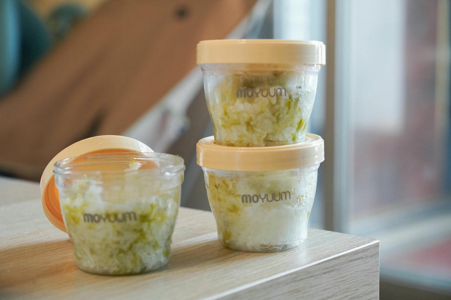 育兒|副食品階段的好幫手,Moyuum餐具/分裝盒/固齒器咬咬棒 - 第9張圖
