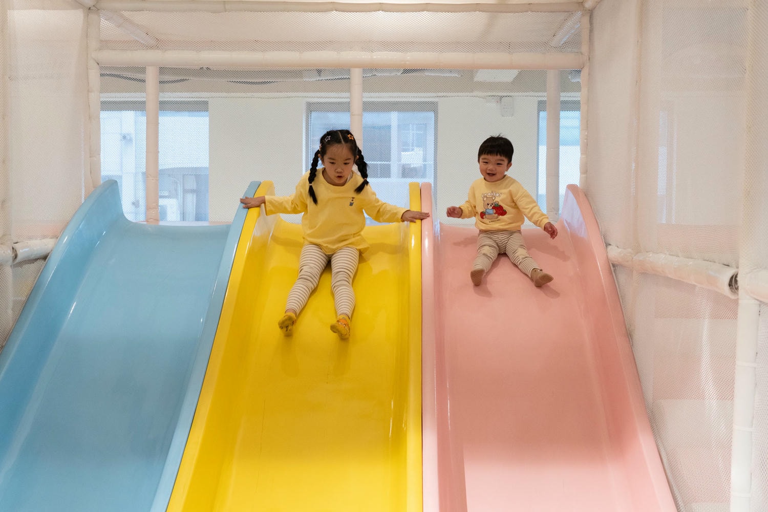 住宿｜雀客藏居台中大墩X童媽吉樂園，超大遊戲室，電動車、溜滑梯、球池